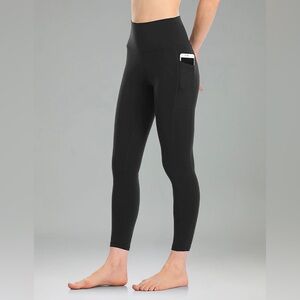 Colorfulkoala Essential High Waisted No-Roll 25" Sports Legging w/Pockets Black